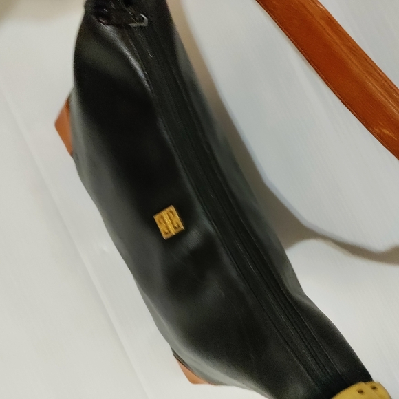 Vintage  Givenchy Black Leather Shoulder Purse - Picture 9 of 16